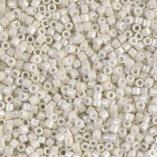 Miyuki delica beads 10/0 - Opaque alabaster luster DBM-211